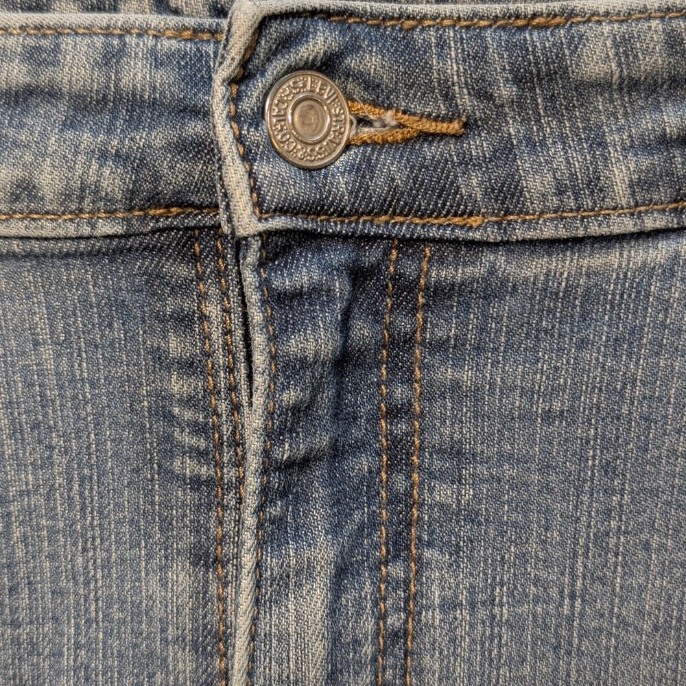 Levi's 590 Jeans Boot Cut Classic Light Blue Size 16W Medium - Picture 6 of 15